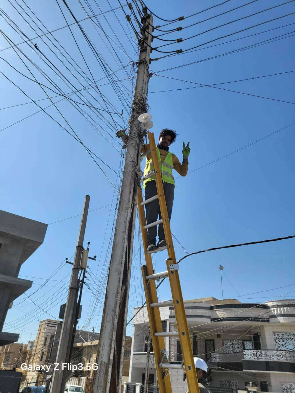 سلام عليكم نشتري الويارت التالفه ال بل موقع نصفيها ب ادينه ونرتبها  ونرفعها وشغل 100%ومانخلي وياار عطلان يبقه بس الشغال الحاب يبيعنه يتصل *********** معه كافات الضمانت تبقه يمه لحد ماكمل شغلي ويقتنع يله اطلع من الموقع
