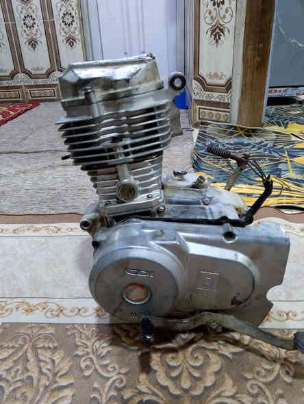 السلام عليكم مكينة ايراني للبيع نوعه نامه امتياز المكينه شغاله وخرسه ما تنسمع ما ناقصه شي جيب وشد كلشي ما ناقصه مفتوحة مره وحده والباقي ما بيه اي شي شلعه ومعدل فول معدله 110 وفوك الله شاهد مكاني البصره ابو الخصيب كوت ثويني *********** الشراي يجي خاص السعر 100 وبيه مجال
