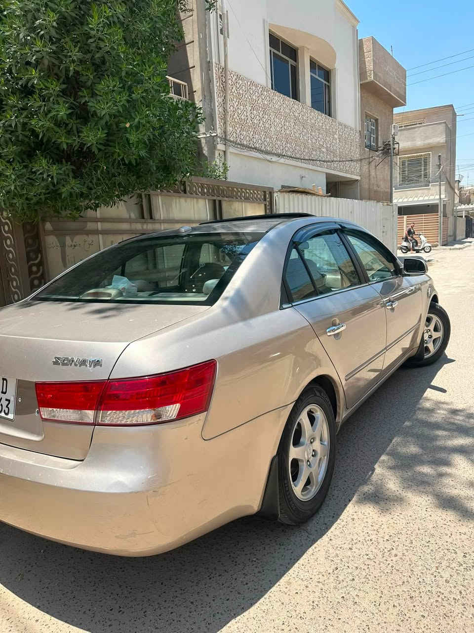 هيونداي سوناتا 2007 ‏المقدس ‏أمريكية
بدون حادث  ‏من امريكا بيه كلير صبغ بس ‏ما الجراد ‏صفحة كاملة بجم كبس 
￼￼رقم بغداد بسمي هزه سنويا جديد 
افتحه داخل جليد كراسي كهرباء كشنات تدفئة ￼￼￼
سياره تبريد كير مكينه خير من الله 
تخم تاير صدره مامي خلفي 
مكينه 2400 
ماشي 180
العنوان بغداد 

رقم صاحب السيارة  وهذا تحب اتصل على واتساب 
***********
