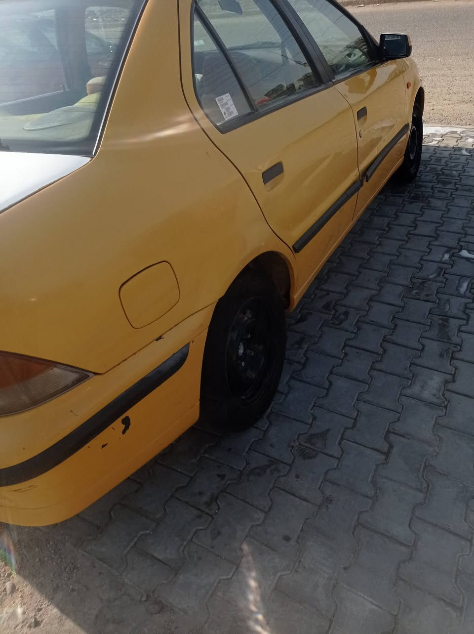 السلام عليكم سياره سمند للبيع كير ومكينه مكفولات 
تبريد شغال حداديه ٪90 هستوني مبدلها مابيها ضربه قويه 
مكاني نجف سعرها 35 وبيها مجال 
السياره باسمي رقم بغداد تحويل مباشر 
*********** بي واتساب
