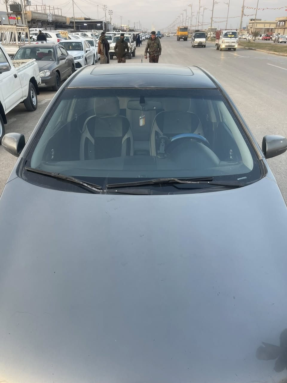 السلام عليكم 
سيراتو ٢٠١١ 
فول مواصفات  بصمه شاشه فتحه سقف اشاير مري تبريد بيانو يدات نيكل ويل كب تحكم ستيرن 
السياره بيه اربع قطع صبغ بدون دواخل 
جاهزه على اخر حبايه من صدر من مكينه جديده 
وكير كله جديد 
مكينه جديده مال حاويه 
سياره جديده كلش بمعنى الكلمه تحويل جديد 
مكاني واسط الصويرة الحفرية 
***********
