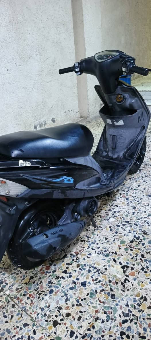 السلام عليكم
للبيع ماكس عدله كفاله عامه مكينه فول نعومه كهربائيات كلهه شغاله زوج تاير جديد دراجه كلش نضيفه مال بيت الدراجه مختمه شرط برغي ماناقصها بالعافيه الي ياخذها السعر 750 وبيهه مجال ***********
