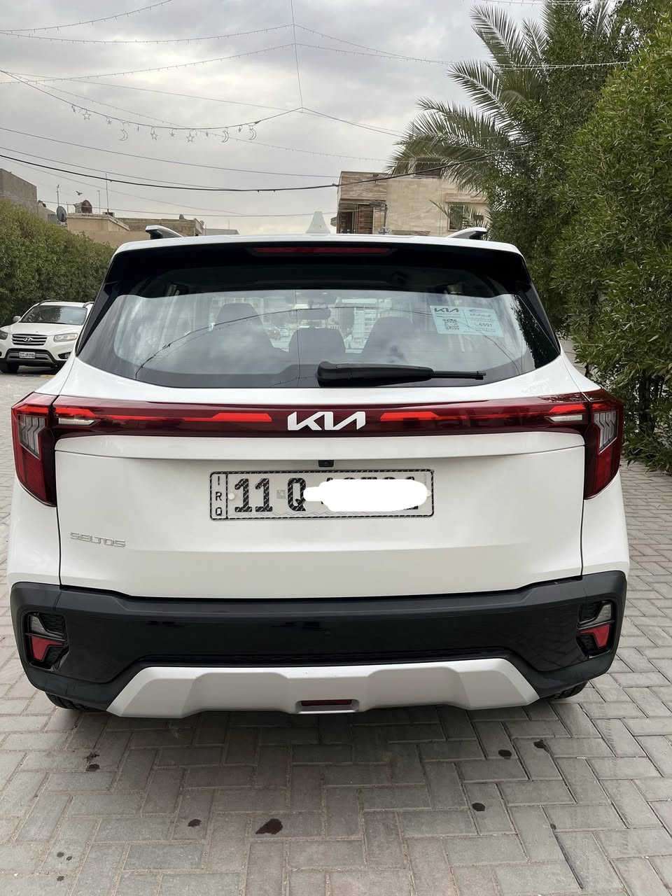 كيا سيلتوس 2024 (( ضمان دولية ٣ سنوات)) داخل ضمان 
سيارة مكفولة من اي ضرر او حادث كفالة عامة عل وضع الشركة
محرك((1500))دبل نوزل اقتصادية
ماشية((23km)) ثلاثة وعشرون كيلوا
رقم بغداد سنوية جديدة تحويل ثاني يوم مباشر

🛑 $$173$$ ورقة وبيها مجال بسيط

مكاني:بغداد/ زيونة
الرقم:***********

مواصفات السيارة
....موضحة بالصوره
ماعدا فتحه بالسقف
