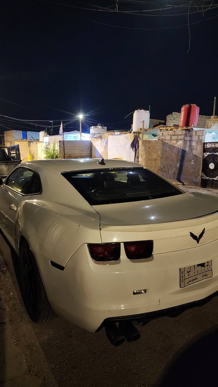 كمارو 2010 SS
6200 v8
ماشية 100 الف فقط 
جاهزة لاخر حبة 
تخم تاير وحدايدة وكلشي 
ب85 قفل 
***********
