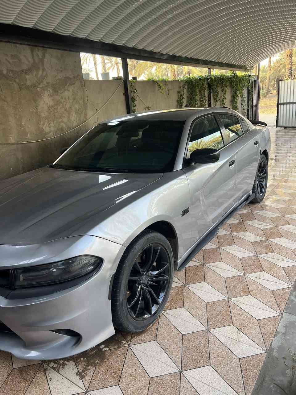 سلام عليكم 
جارجر. RTمو ديل 2016 
ماشيه 70 لون رصاصي  حادثه بس خشم بنيد ومعدل بارد شواصي لغود  ارباك  كله سليم  سياره يرادله بس حداديه صدر امامي كير الف تعليك فدرالي  رايده 165
رقمي ‭0783 860 6498‬ 
صور سونار موجوده. بل منشور 
رقم بغداد
