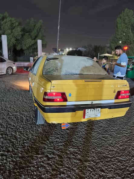 سلام عليكم 
بيجو الميس موديل 15
صدر امامي خافي جديد
شاشه  كبيه وكامره 
كهرباياته كله شغاله
تبريد ثلج ❄️ 
بيه الجاملغ الخلفي فقط
ملاحضه المكينه بيه بدايت تبغير
السياره مصفره هيه وغرامات 
تحويل ثاني يوم 
السعر ٤٠ وبيه مجال 
العنوان بغداد الرشاد 

‭+٩٦٤ ٧٧٣ ٥٦٤ ٣٨٩٤‬
