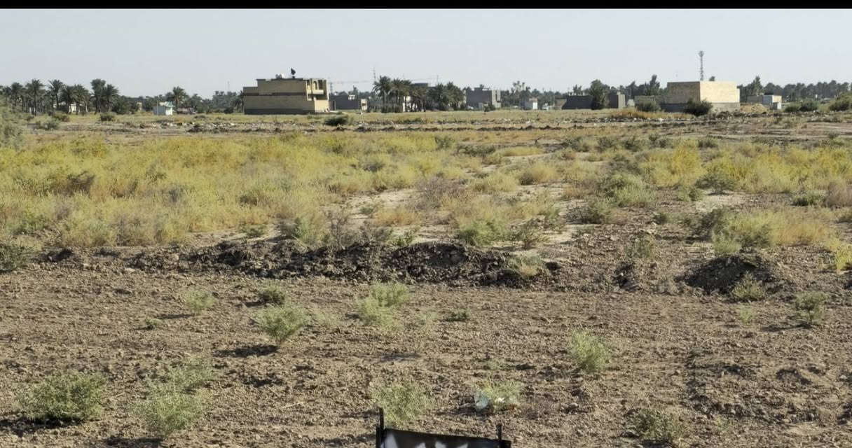 للبيع 100 متر مفروزه وكامله ونازله ع صابيات وقريبه ع بناء جدا مربع ثاني
*********** واتساب موجود ايضا
