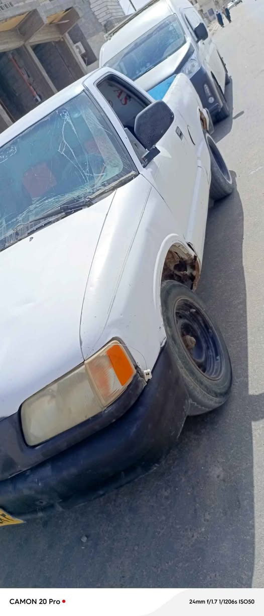 بدون راعي ولاتحويل وبدون سنويه 
جماعه المخضر سعره سعر دراجه شحن حداديه توب باور كله شغاله دواخل نضيفه 
بصره شط العرب گير عادي حتي طفل يسوقه *********** سعره ٩ وبيه البصرة, العراق
