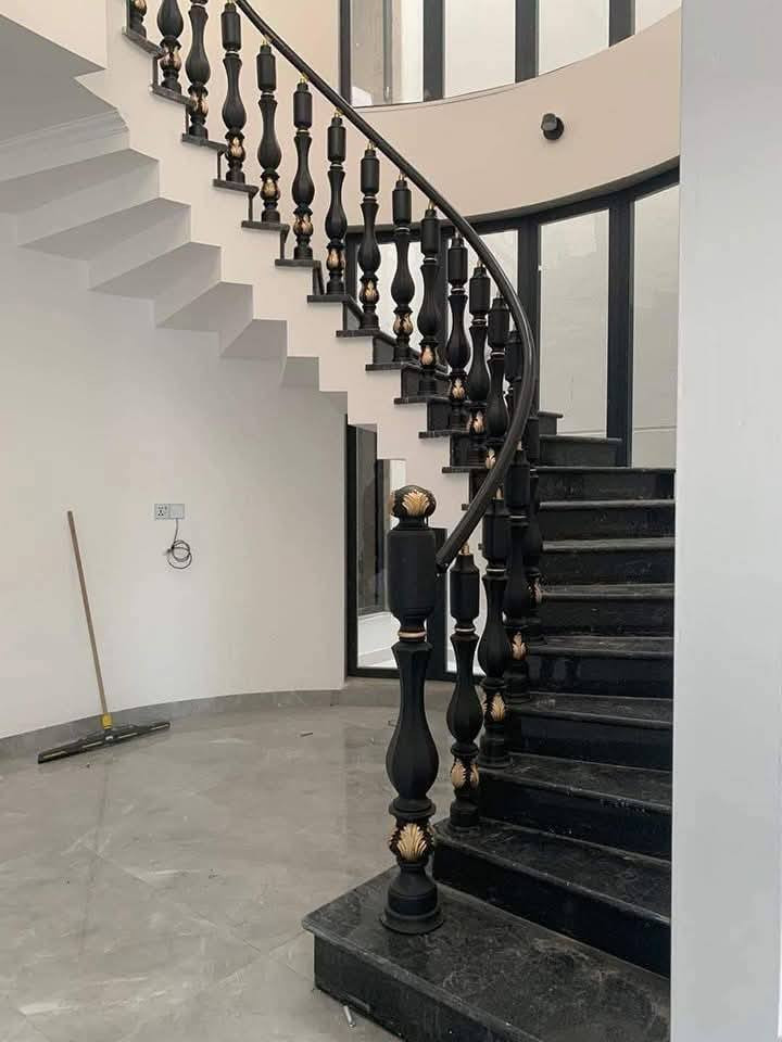 سلام عليكم
نشتغل محجار المنيوم وزجاج بسعر كلش مناسب *********** كركوك, العراق
