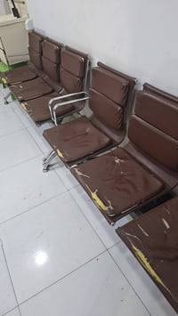 كراسي حلاقة • ٦مقاعد • بصره تنومه