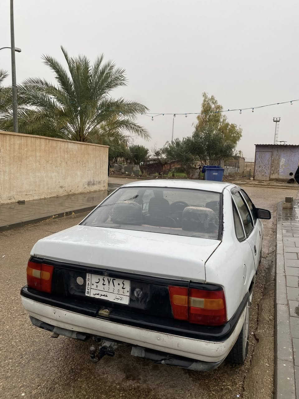 السلام عليكم / أوبل فكترا للبيع موديل 1993 محرك 1600 المحرك خير من الله لاتنقيص ولاتبخير ولااي مشكلة والگير كذلك مكفول باتري جديد تايرات نص عمر  بقية السيارة گدام عينك بيها بعض النواقص بس السيارة ماشية وخير من الله والك الفحص 
سنوية للـ ٢٠٢٧ مشروع وطني تحويل ثاني يوم رقم انبار الماني 
السيارة بأسمي تحويل ثاني يوم  
مكان السيارة الأنبار قضاء حديثة 
سعرها ٢٧ وبيها مجال للشراي 
***********
