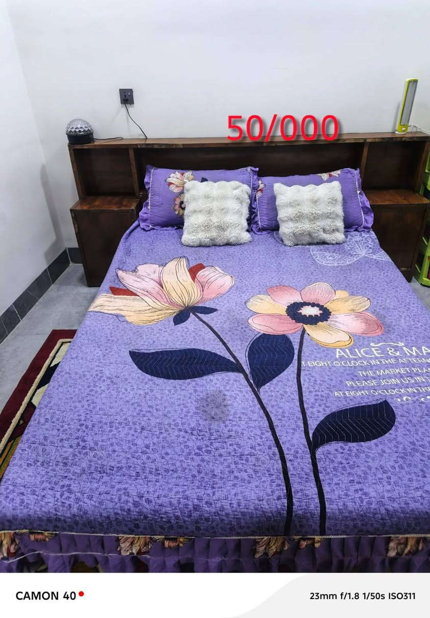 كناتير عدد 3 وجربايه للبيع والسعر مكتوب ع الصور 
مكانهن بعقوبة المفرق لشراي يتصل ‏‪***********‬‏
