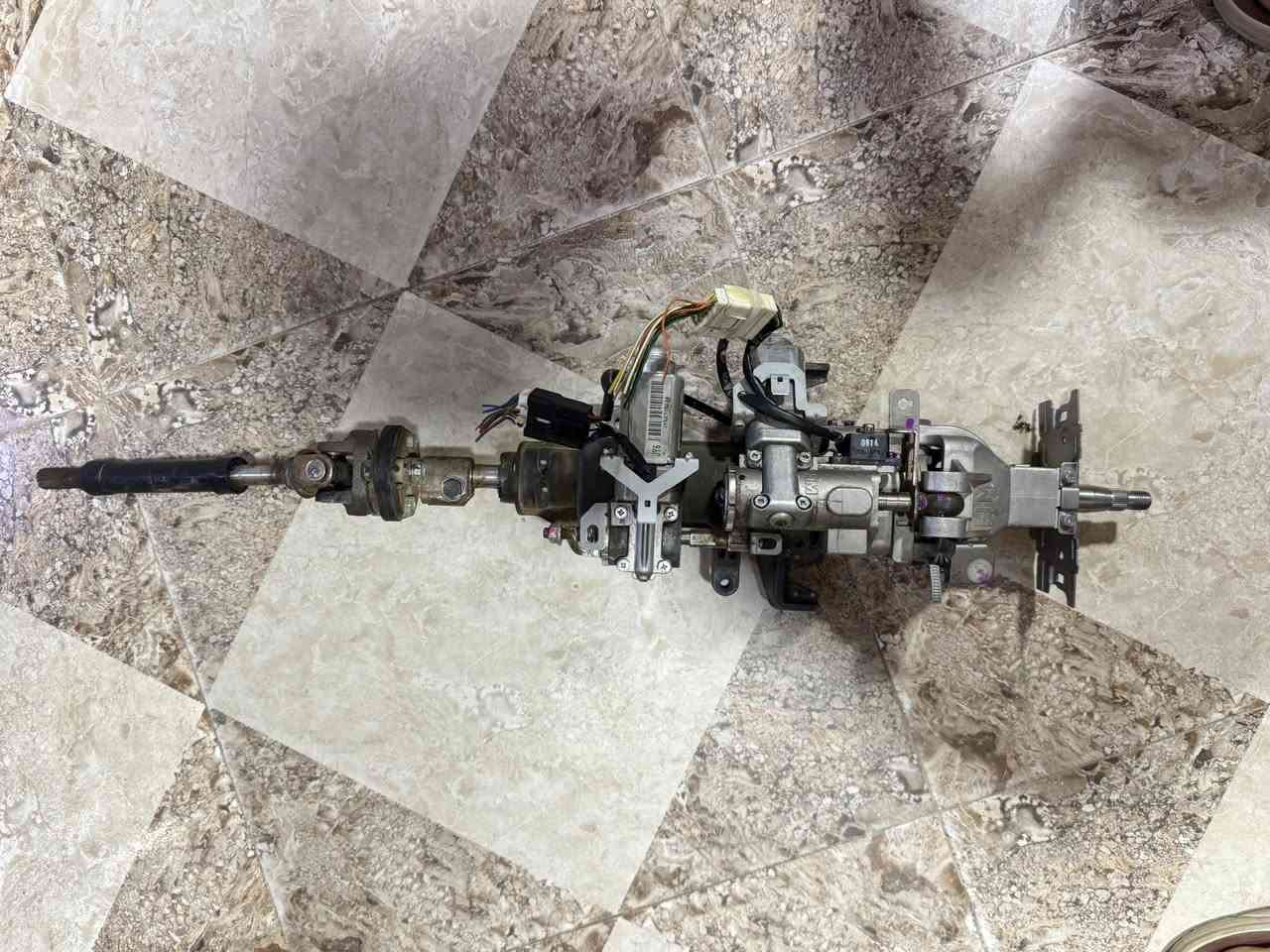 سلام عليكم تحكم ستيرن داخلي ويا ماطورين مال ستيرن خزن شغال ١٠٠/١٠٠  حيل نظيف 
ملاحظة /مال سويج ليس بصمه 
عنوان/ كركوك
سعر/٩٠الف وبي مجال
رقم موبايل /***********
