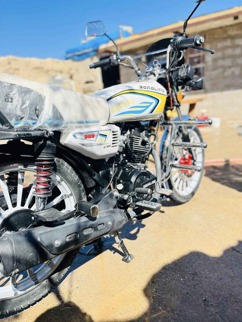 سيفان سونلك ٢٠٢٦مكفول وجاهز وزيرو استعمال شخصي كلشي شغال فول نضافه ٥ كير مكاني ديالى شهربان سعره ٨٥٠ والشراي يدلل اتصلو ع رقم صاحب الدراجه ‭……………………‭٠٧٧١ ٩٦١ ٣٦٤٧‬
