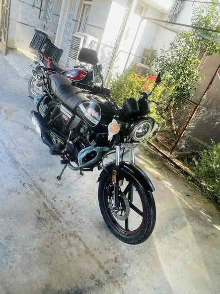 السلام عليكم دايوان ٢٥ فول مكفول من كلشي اي نقص مابي ماطور خير من الله محرك ٢٠٠ مكفول تايرات جدد دشبول اكتروني مابي اي شي كلا شغال اوراق سحب خير من الله كهربايات كلا شغاله سعر مليون و٣٢٥  بي مجال حك جيه مكاني ديالئ سراجق  رقمي ‭٠٧٧٤ ٢٧٢ ٨٦٢٦‬
