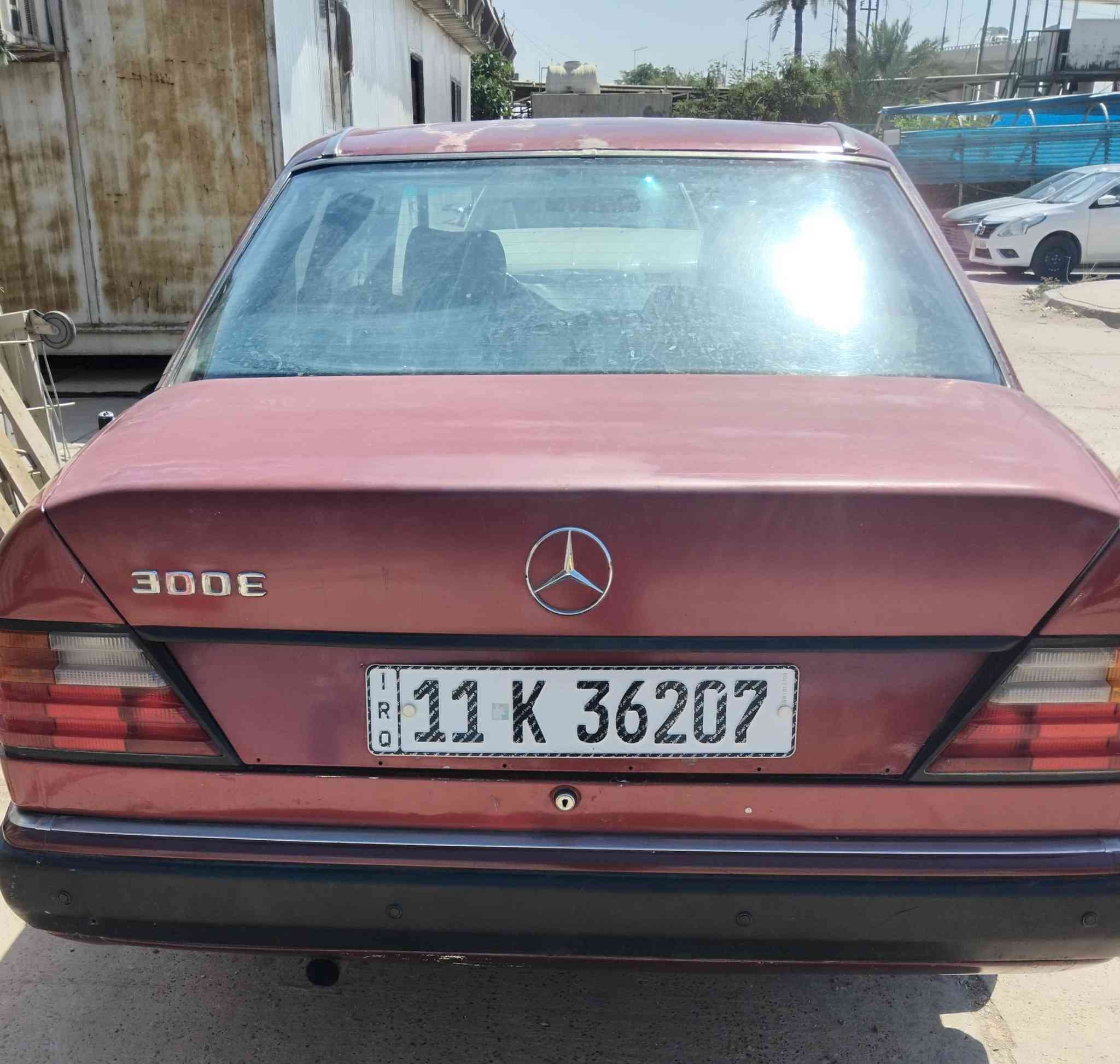 مارسدس موديل ٩١ للبيع كير محرك بطه 
سعره ٣٥ وبيه مجال بيه ضربه بلجاملغ الأمامي تبريد شغال اي استفسار الاتصال على الرقم ***********
