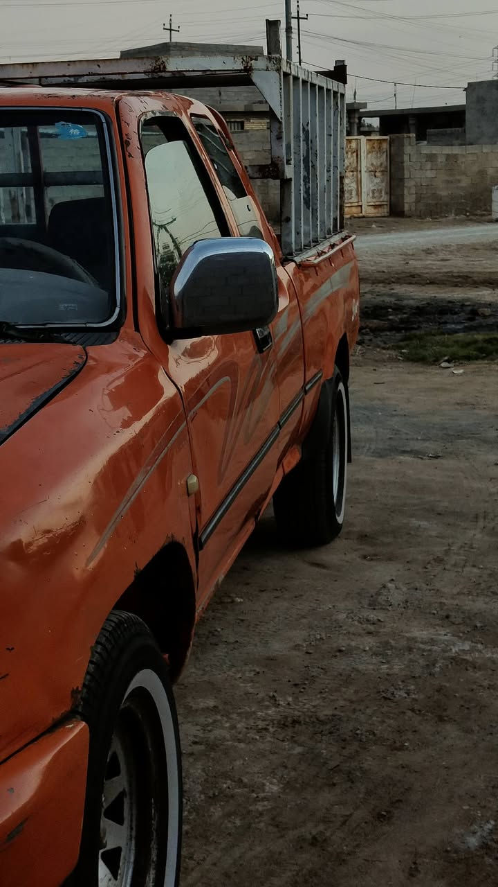 السلام عليكم كريت ويل قماره وربع 2006 رقم بغداد صدامي وشرط التحويل مكينه وكير واكسن خير من الله السيارة بلاديه بس عوزها شويه ملاحظات السعر 28وبيه مجال...العنوان العزيزيه طريق الكوت.. للاستفسار اكثر ***********/***********والشراي يتصل وما متواجد عل لانترنيت..
