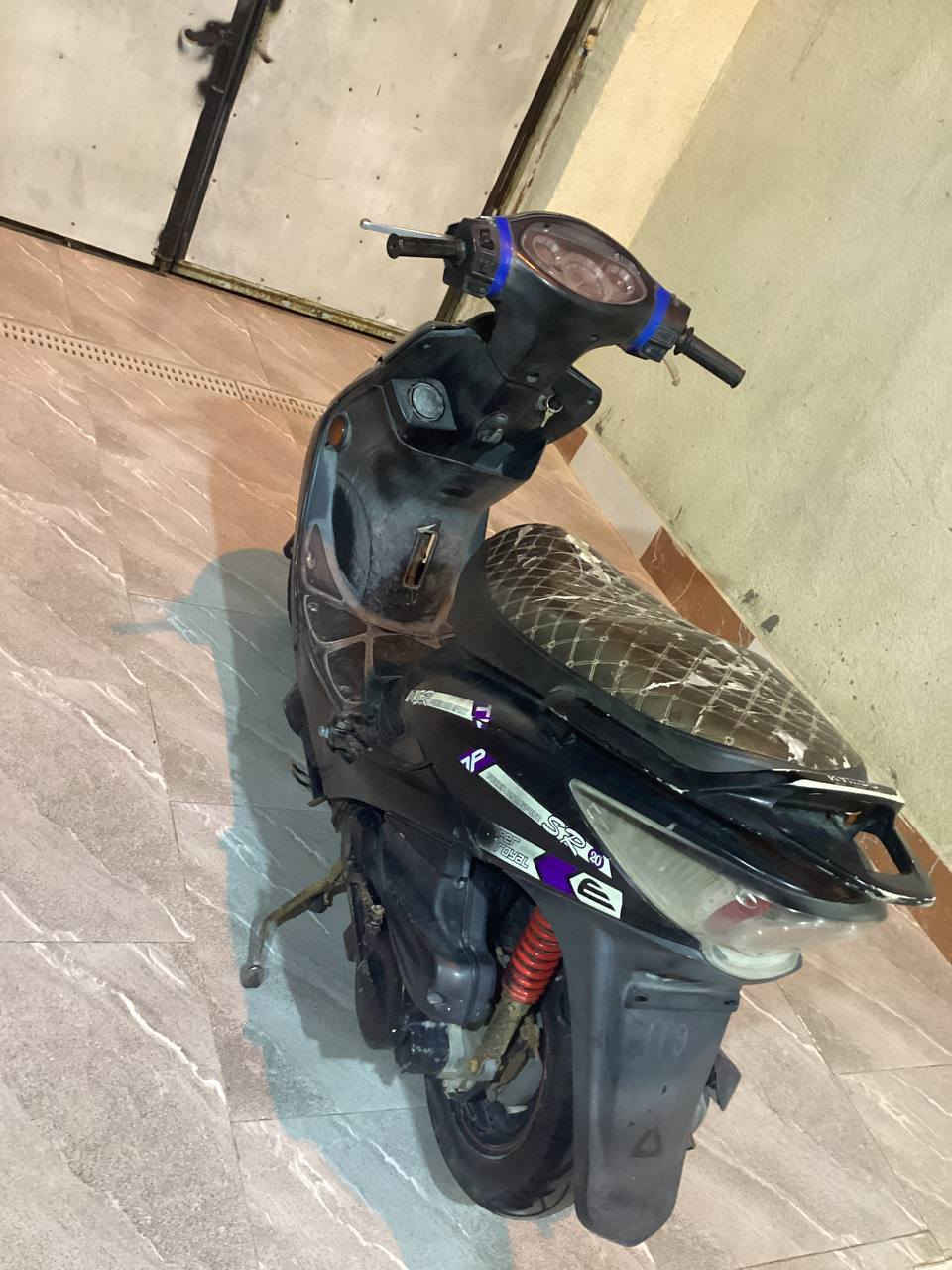 السلام عليكم دراجه للبيع كامله شغاله حتى سلف شغال سعرها 350 مكاني الجزيره باب الهوئ رقم الجوال ***********
