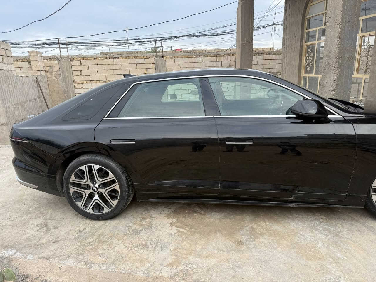 ازيره هايبرد موديل 2025 فول مواصفات  ماعده فتحه وبردات جانبيه وارد كوري بدون رقم حدث جملغ خلفي بي شبرين عنوان نجف ابو صخير *********** واتساب
