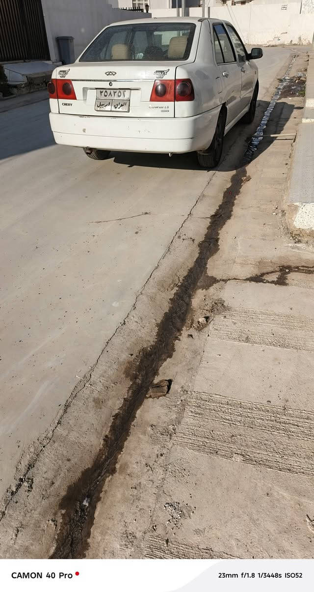 سياره شيري ٢٠١٣ لون ابيض السعر ٣٨ ورقه       ***********
