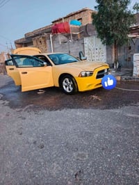 جارجر 2012 رقم نكليزي سنويه لل31 سياره بيهه فخذه اليمنه السعر 110 وبيه...