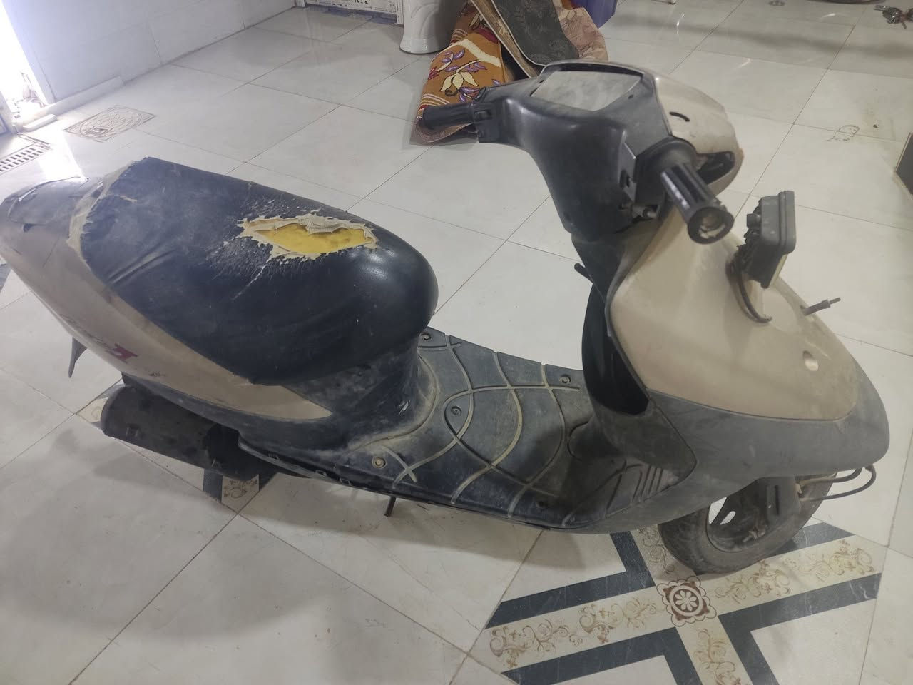 دراجه سوزوكي السعر 200الف


**إذا كنت صاحب هذا الإعلان وتريد حذفه لأي سبب، رجاءا أرسل رسالة إلى الدعم الفني**