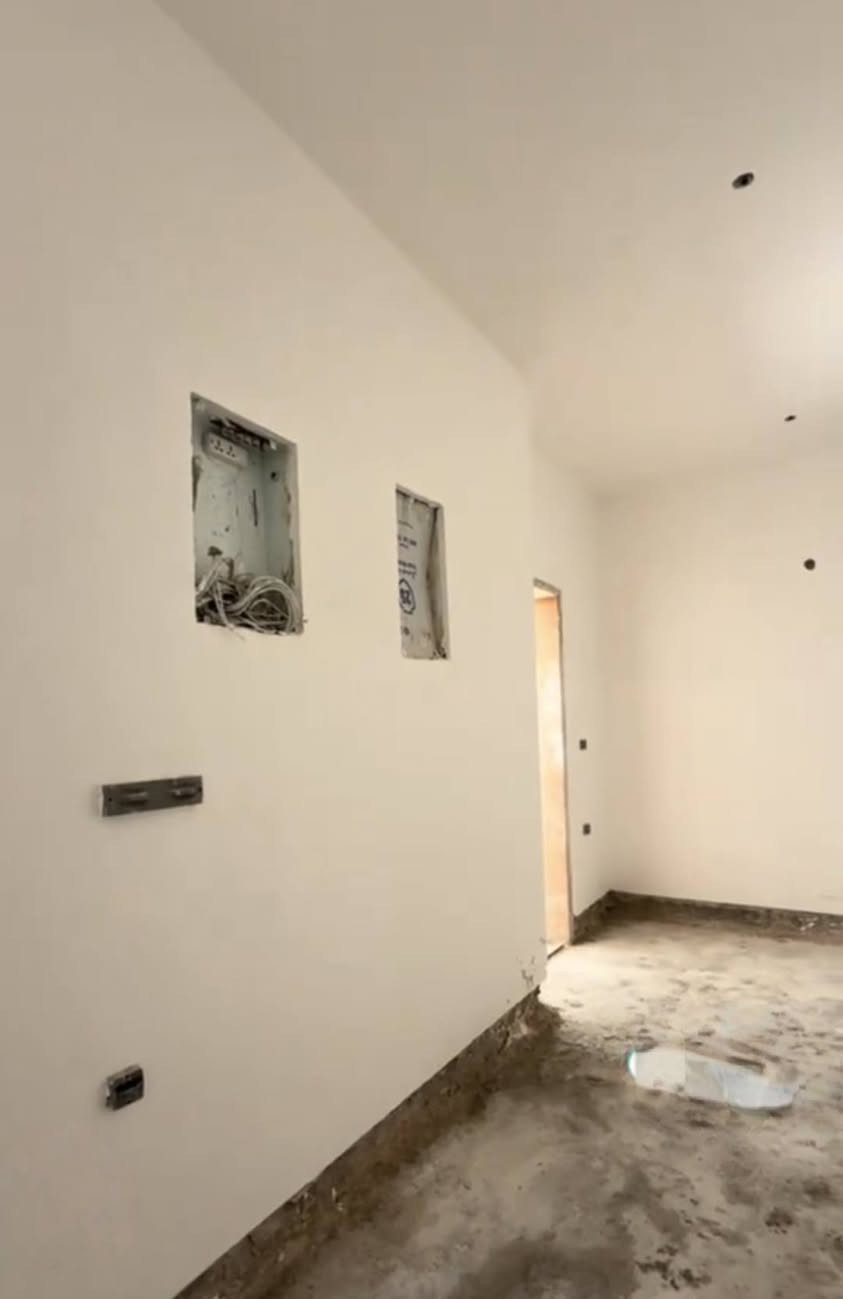 كادر لبخ جص شغل ع المساطر من الموصل  الأن البيت يطول 3إيام المبيت ابنفس البيت النشتغلو التزام بالموعد وأتقان بالعمل والي يريد شغل مرتب وتلف ماكو  والي يريد ايشوف شغلي  #اني_حاضر مجموعة تتكون من4 اسطوات و4 عماله نفرات هاذا جزء من عملي ومن الله التوفيق للجميع😊الخاص مفتوح😊تحياتي للجميع😊رقم الهاتف   
***********📞
