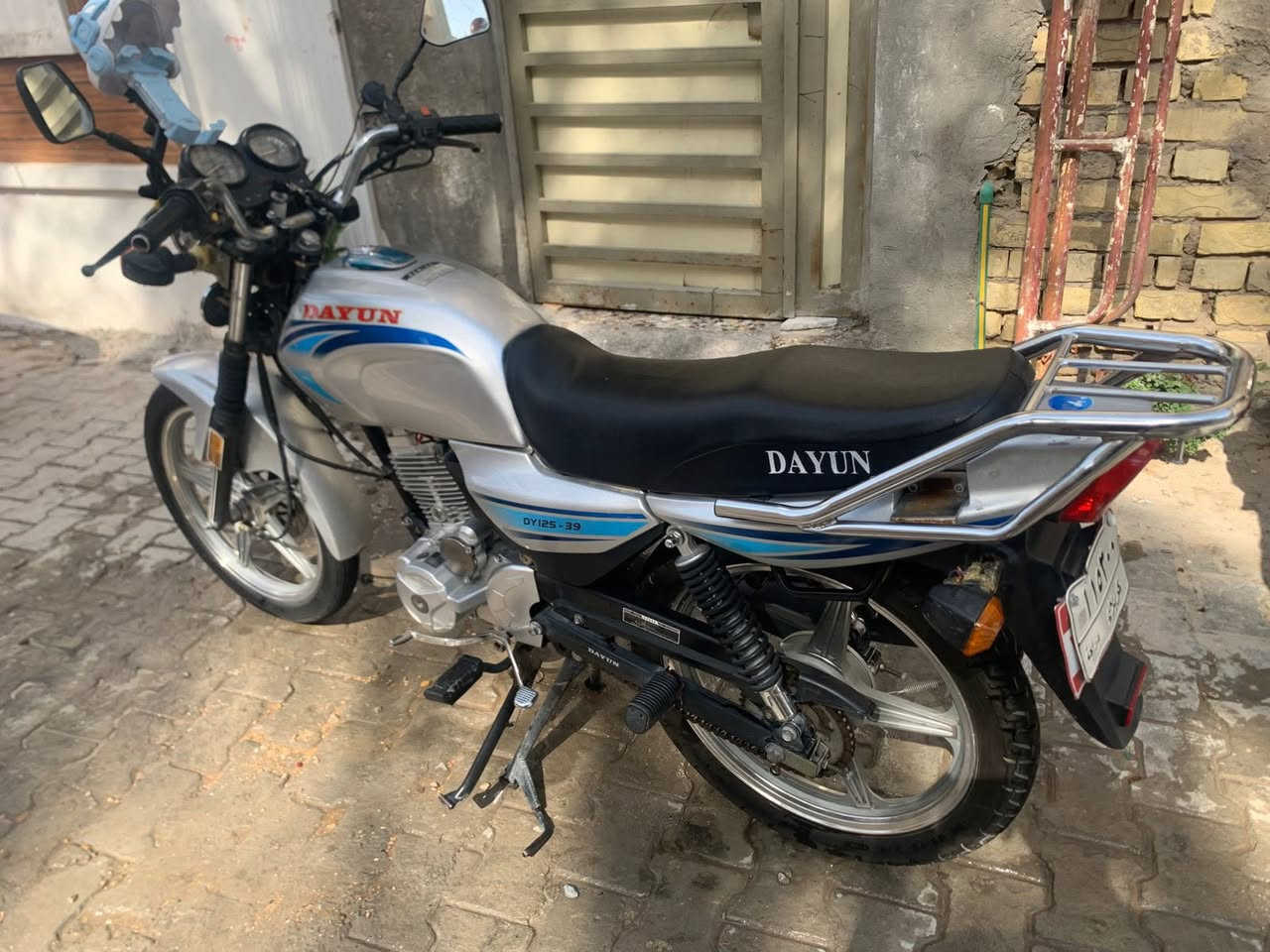 دايوان عظم 2020
كفاله دراجه اجي وشووف بعينك
السعر1750مجال بسيط مكان بغداد تحويل ثاني يوم باسمي ***********
