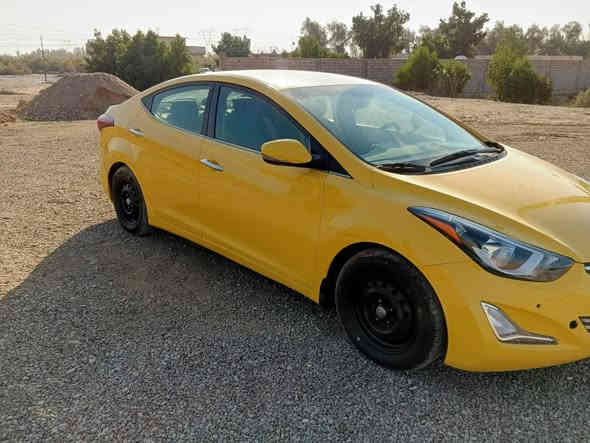 السلام عليكم النترا مضلع 2015 امريكي 
محرك 2000 دوش 
كير at 
حداديه صدر تخم تاير كامله ع اخر حبايه 
صبغه جديده 
بيها تبديل بنيد فقط الباقي ليبل واحد  مكانها بغداد تقاطع النهروان 

0780 738 5642
*********** بغداد
