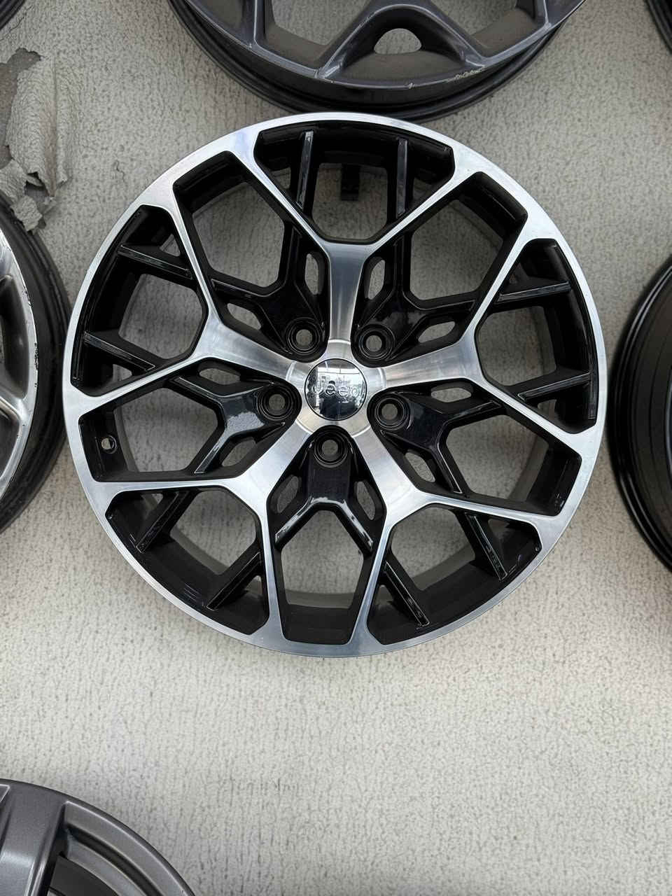 ❤️ترحب بكم خدمات دبي ❤️
سوينالكم عروض وخصومات شرفونه وبخدمتكم
 بيع وشراء ومراوس كافه انواع الويل كبات والويل حديد ويوجد لدينه صبغ حراري درجه اوله ولحيم وتعديل الويل باحدث الاجهزه   وبخدمتكم ضمان العمل موجود 
كاظم العلياوي [***********]
حسين العلياوي ***********                                                         العنوان
بغداد الطالبيه فلكه83 طالع ع كسره وعطش تجي البانزين خانه الكياره اول ما تعبره اول ستداره مقابيلك خدمات دبي
