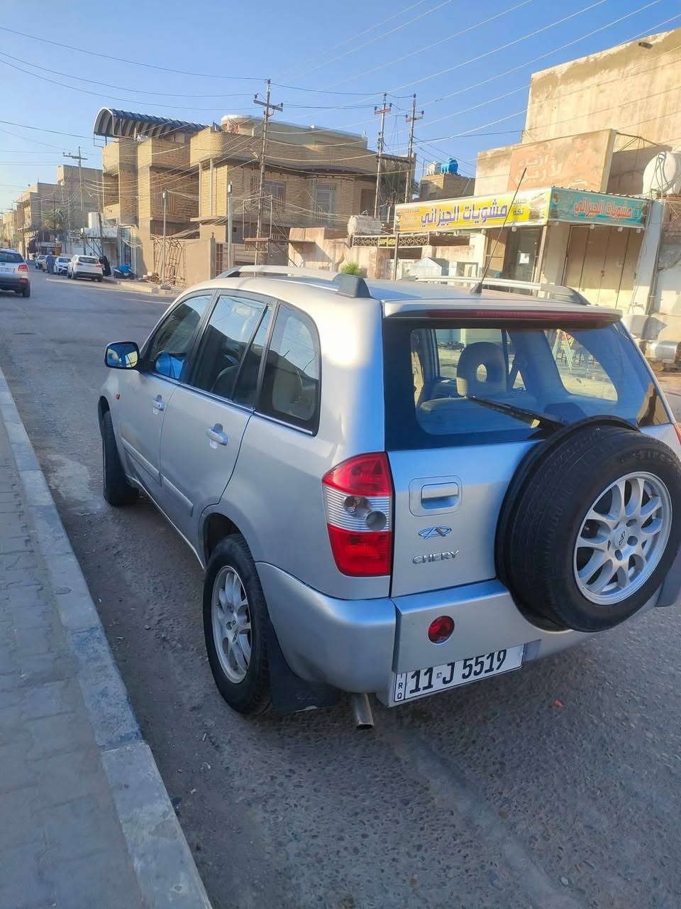 تيكو ٢٠١١
محرك جديد ،كير ميكانيك المرغوب، صدر إمامي وخلفي جديد مع الدبلات، باتري وسلف وداينمو كله جديد، سياره جاهزه نظيفه وحلوه مال جناي ،رقم بغداد بااسمي تحويل ثاني يوم، سنويه لغايه ٢٠٣٠ 
السعر54 وبيهه مجال 
للاتصال ***********
