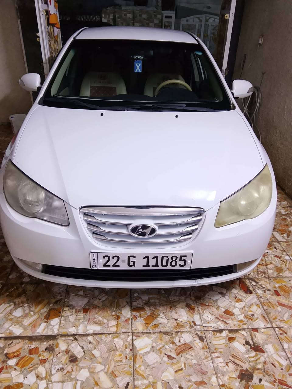 السلام عليكم النترا 2010 سياره حلوه كلشي بمعنى الكلمه
موصفات :
محرك1600 خير من الله 
شاشه +حساسات خلفيه 
ومعروفه النص فول 
صدر محرك كير كله بشرط كفاله من تنقيص وتبخير
بيه بارد جاملاغات الاماميه موضح بل صوره 
مبدله باب مال سايق نفس اللون 
رقم اربيل بسمي والتحويل ثاني يوم 
سعر 110 وبيه مجال للطيبين
والرقم  ‏‪‪0770 536 4082
           ‪‪0790 388 6533‬‬‏ 
مكان السياره بغداد الحسينيه مال راشديه
