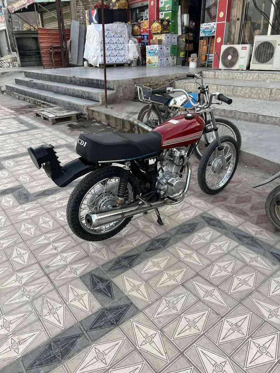 دراجه للبيع اوراق كامله ب800وبيه مجال مكاني ناصريه مركز حي شهداء


**إذا كنت صاحب هذا الإعلان وتريد حذفه لأي سبب، رجاءا أرسل رسالة إلى الدعم الفني**