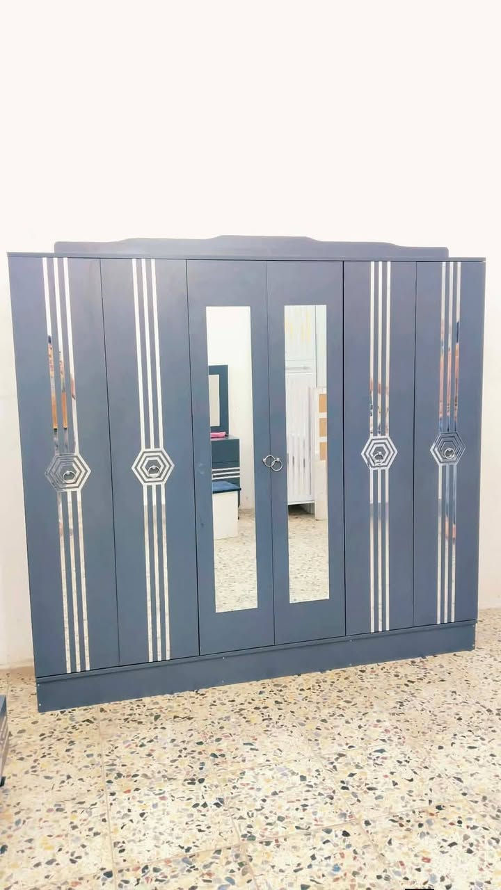 غرفه 450 فول نضافه معه شد ونقل داخل بغداد مجانا سارعوو بلحجزز سكرين وخاص 📢📢
***********

