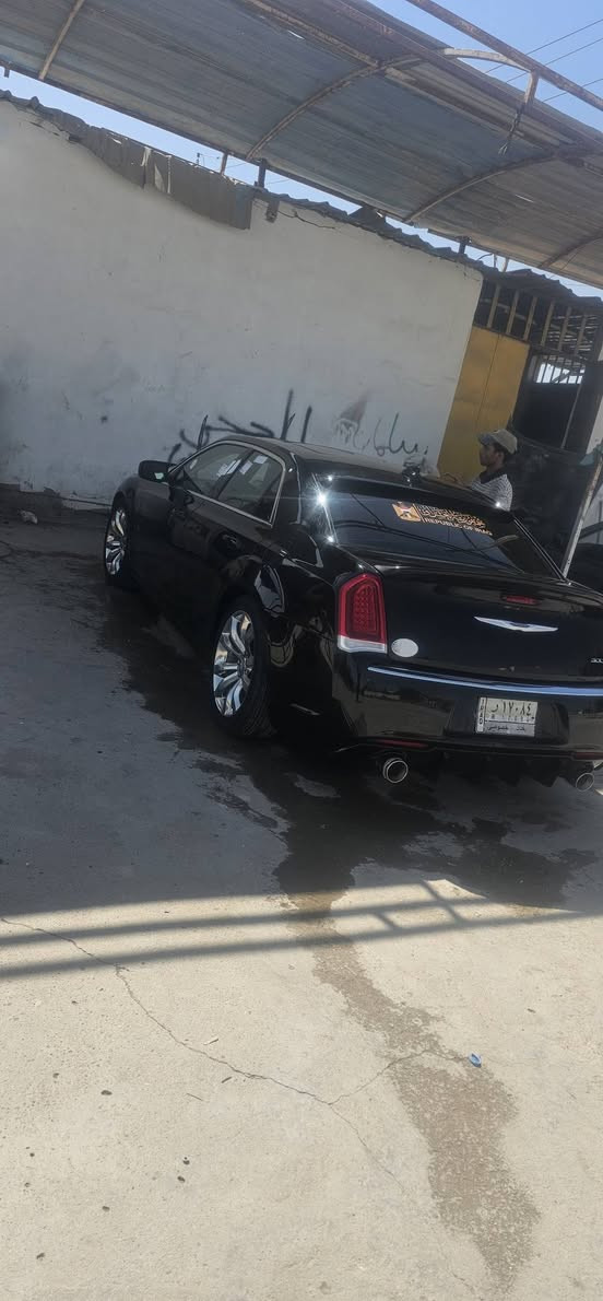 السلام عليكم سياره اوباما مديل ١٩ فول مواصفات للخير السياره جاهزه من كلشي ماناقصه اي شي رقم بغداد تحويل ثاني يوم السعر ٢٣٠ وبيه مجال الضربه مالته جاملغ وبنيد فقط غير هاي ماكو مكان بابل الحله اتصل على الرقم وبيك خير وادلل ***********
