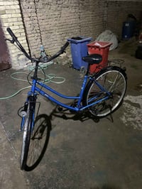 بايسكل بناتي  نضيف للبيع  داينمو شغال بريك امامي وخلفي شغال ما بي اي ن...