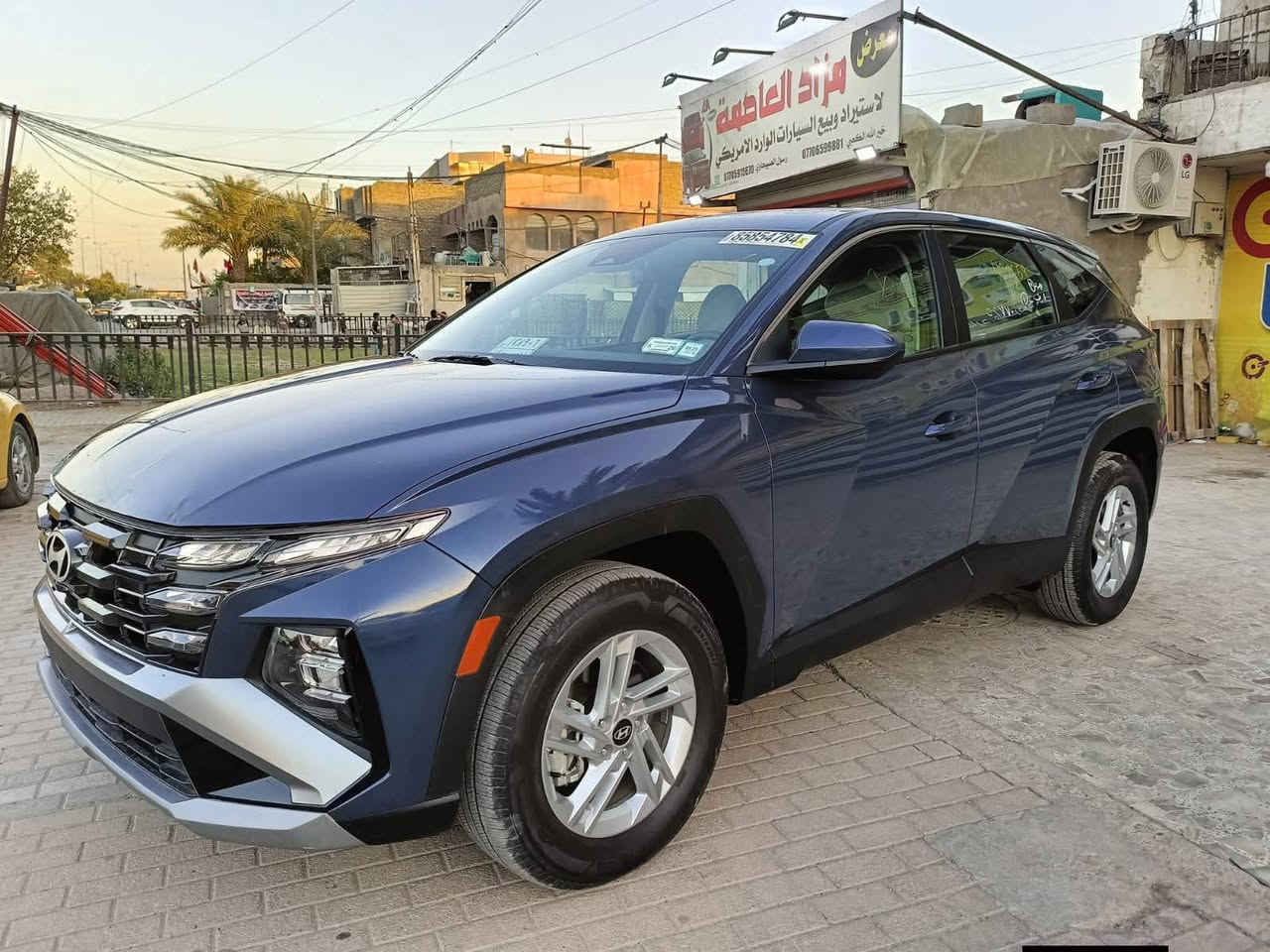 موديل2025 لون ازرق 

4ويل رادار امامي +رادار خلفي+رادارات جانبية 
بدون دواخل بدون ايرباگ
4 وضعيات قيادة 
  (زيرو) داخل ابيض السيارة بصمة
سايد بريك دگمة
بدون رقم 
تترقم بغداد 
حادث بسيط جداً دعامية امامية فقط كما موضح بالصور السيارة قطرة صبغ ما بيهة
 المكان بغداد
تواصل: ‭***********‬
