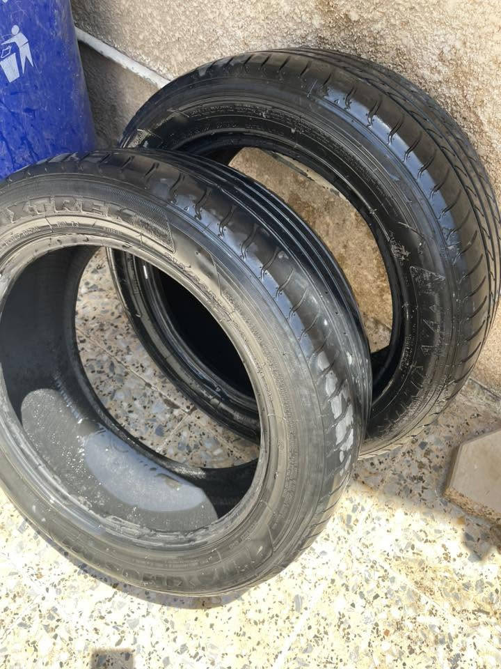 زوج تاير مستخدم .. نضيف..
حجم 215/55/17 .. 
قيم واخذ .. مكانه بغدا الكرخ 

***********
