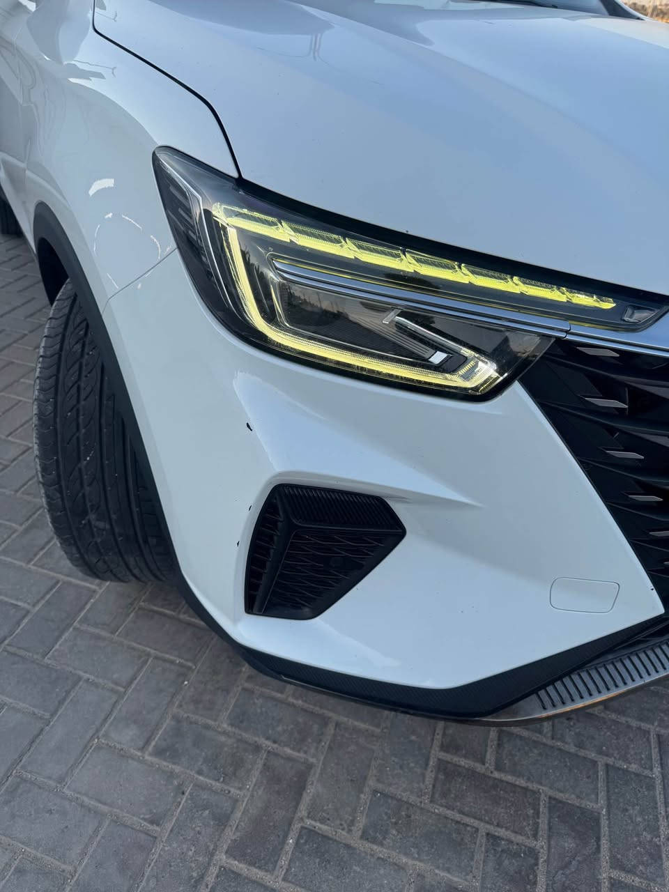 MG RX5 2023 plus 

محرك 1500T تيربو
ماشية 68 وقابل للزيادة 
فتحة سقف بانوراما
ويلات ١٩ 
تخم تايرات جديد ما صايرلة شهر 
اشاير ب المري 
المري شفط
كاميرات 360 
صندوق كهرباء 
كشنات جلد تحكم كهربائي 
تحكم ستيرن 
عينه دجتال
تبريد مناخين 
شاشة كبيرة تدعم اندرويد اوتو وكار بلاي
بعدها ب الضمان 
تباع ع حالها موضح كل شي بالصور 

السعر ١٣٠  قابل للتفاوض 
التواصل على : *********** البصرة, العراق
