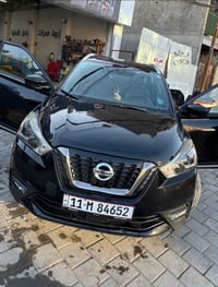 نيسان كيكس موديل 2020 فول من عده الفتحه مال الصقف  السياره بأسمي وتحوي...