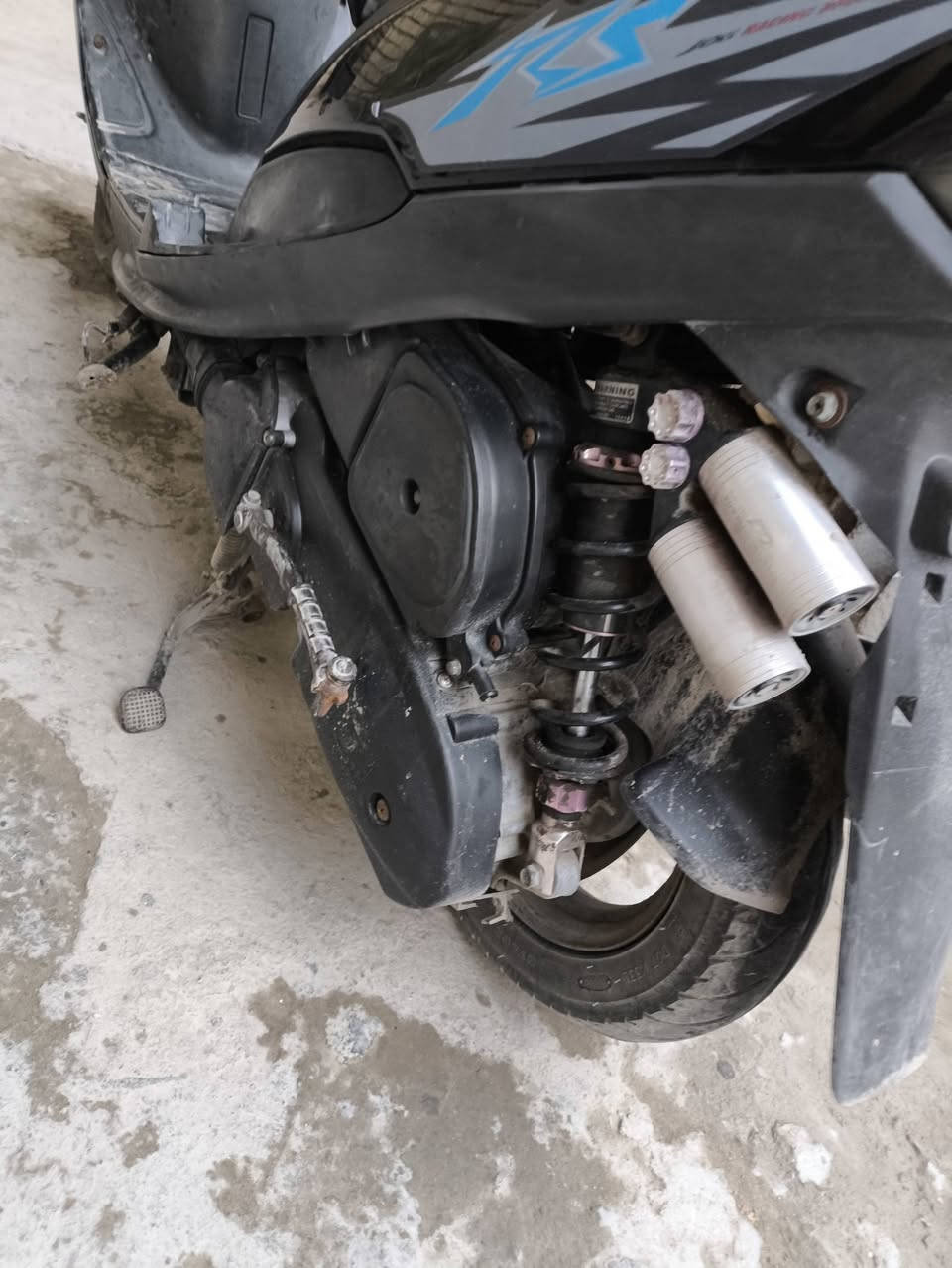 سلام عليكم اعيد نشر بسبب. الوعود الكاذبة دراجه ماكس عدله مكفوله اوراق موجوده السعر 550مكاني بغداد الكرخ هذا رقمي وتساب ***********
