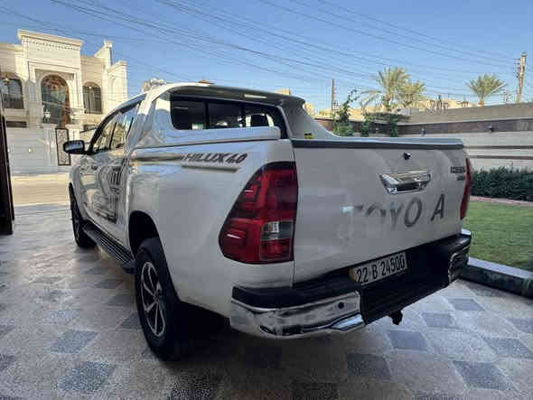 السلام عليكم
بيكم 2020 بيها باب وجاملغ ونص البنيد صبغ فقط رش بدون دواخل وفتح وشرط الفحص
فول مواصفات TRD  فور ويل 6 سلندر
ماشيه 133 كم سياره جاهزه بدون نواقص
العنوان بغداد السيديه 
السعر 285$
للاستفسار ***********
