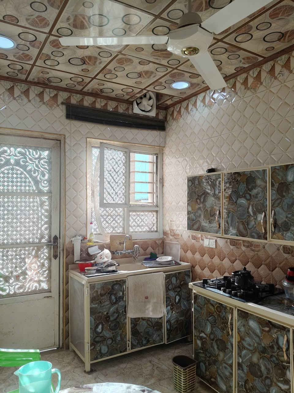 🏛️🏛️دار للبيع 🏛️🏛️
👈مساحه 125 👈 واجهه 6وربع 👈عمق 20
👈الموقع موصل حي الانتصار
👈شارع 60 خلف المركز الصحي 
المربع الذهبي 🔥🔥
👈 الدار فول مواصفات 🔥
👈 الدار متكون غرفتين نوم وهول ومطبخ واستقبال وصحيات وبيتونه
 📒📜 سند طابو الزهور شرط التحويل ملك صرف
📱للتواصل والاستفسار الاتصال
📱***********
📱***********
