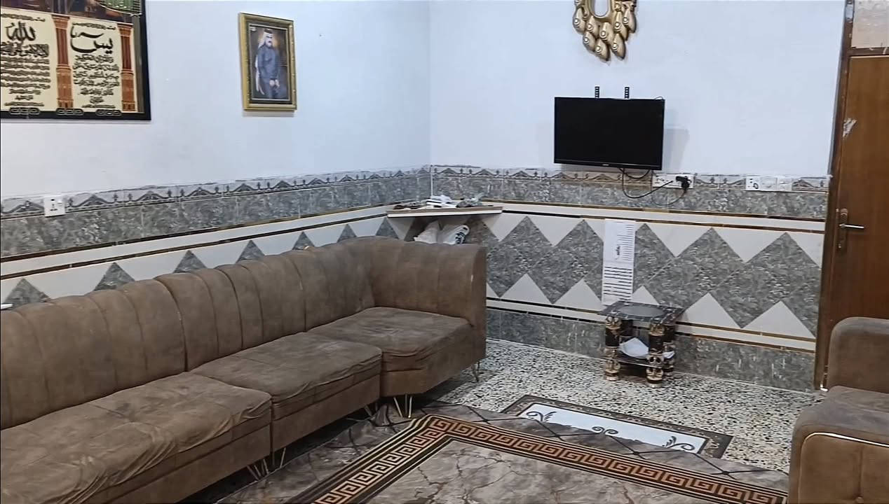 دار للبيع في مغربه حي الموظفين المساحه 200م طابو يحتوي على استقبال ومطبخ بارد ومطبخ حار وصاله وغرفتين + محل تفاصيل اكثر داخل الفيديو .
دار للبيع مغربه حي الموظفين المساحه 200م طابو يحتوي على استقبال وصاله مفتوحه ومطبخ بارد ومطبخ حار وصاله وغرفتين + محل +طارمه كبيره .***********
