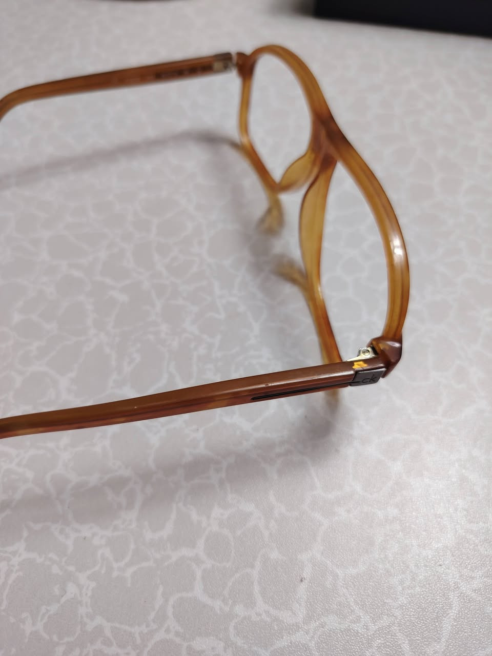 أطار طبي ماركه بدون عدسات


**إذا كنت صاحب هذا الإعلان وتريد حذفه لأي سبب، رجاءا أرسل رسالة إلى الدعم الفني**