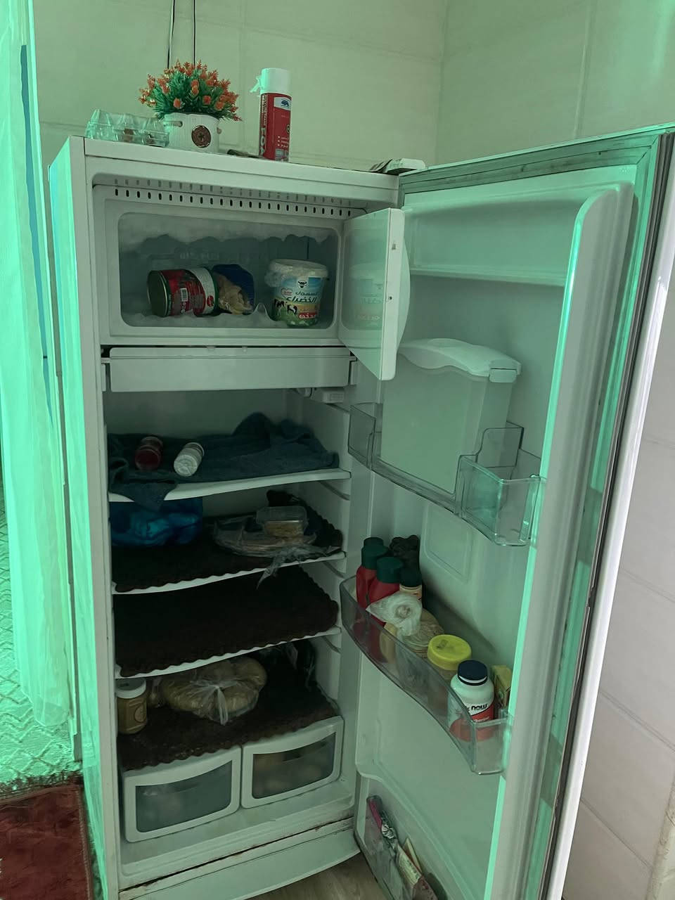 ثلاجة دونر حجم ١٤ قدم منا وبيها براد مابيها اي عطل مداخله تصليح سعرها ٢٧٥ وبيها مجال


**إذا كنت صاحب هذا الإعلان وتريد حذفه لأي سبب، رجاءا أرسل رسالة إلى الدعم الفني**