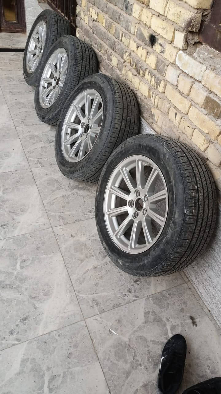 تخم ويل وتاير18 جديد بيهن حساسات للبيع واحد من الويلات بي فطر زغير ميعبر هوى الشراي يتصل وبالخدمه *********** المكان عماره علي الغربي
