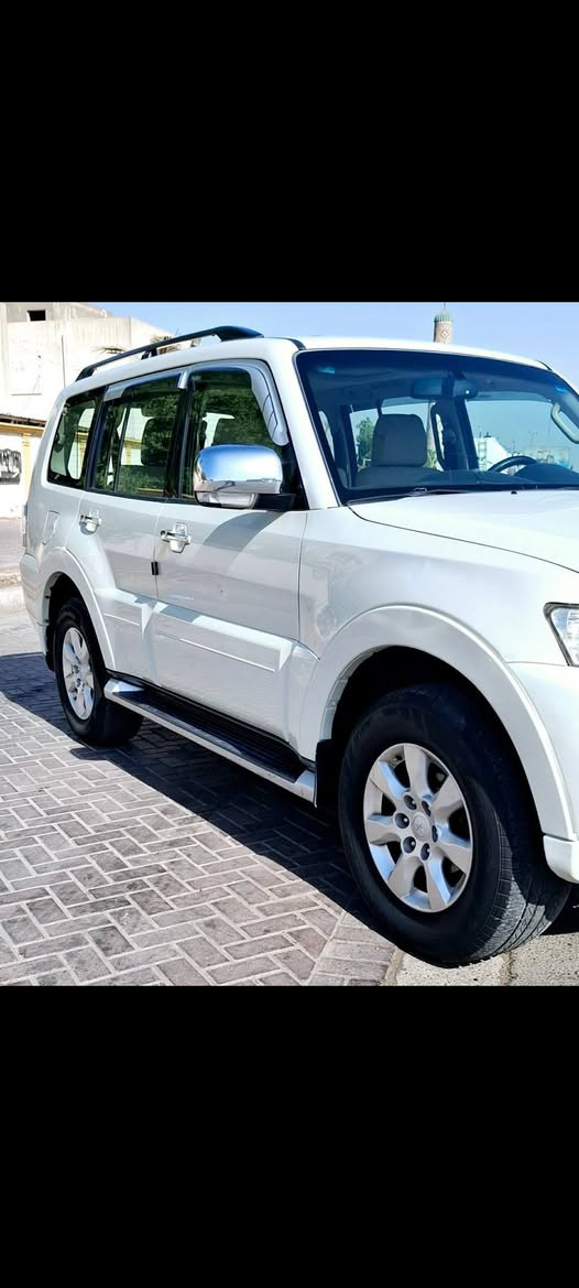 من رخصت مدير الكروب المحترم السلام عليكم باجيرو ٢٠١٤ حبتور  وارد خليجي مكينه ٣٥٠٠  مكفوله بدون صبغ بدون تبديل بدون حادث ماشيه ١٨٠ الف  فول مواصفات فتحه سقف كراسي جلد كهرباء دمام خلفي داخل عسلي صاج سبعه راكب ثلاث قطع تبريد ثلاجه بالفرس مرايات شفط واشاره كير مكينه مكفولات صدر أمامي وخلفي جديد تخم تاير تبريد ثلج السعر   ١٥٨  بيهه مجال الاتصال  *********** مكان بغداد علما السياره ناعمه كلش مسويلهه معالج طسه
