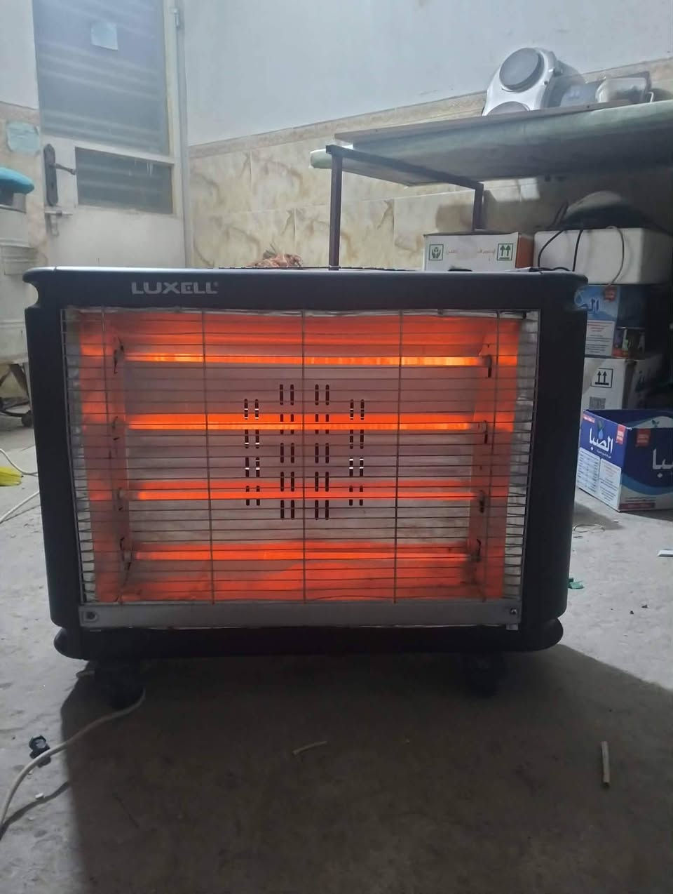 أغراض للبيع شغالات ع فحص مكان شعب نهايته الفورتات يوجد توصيل ***********
