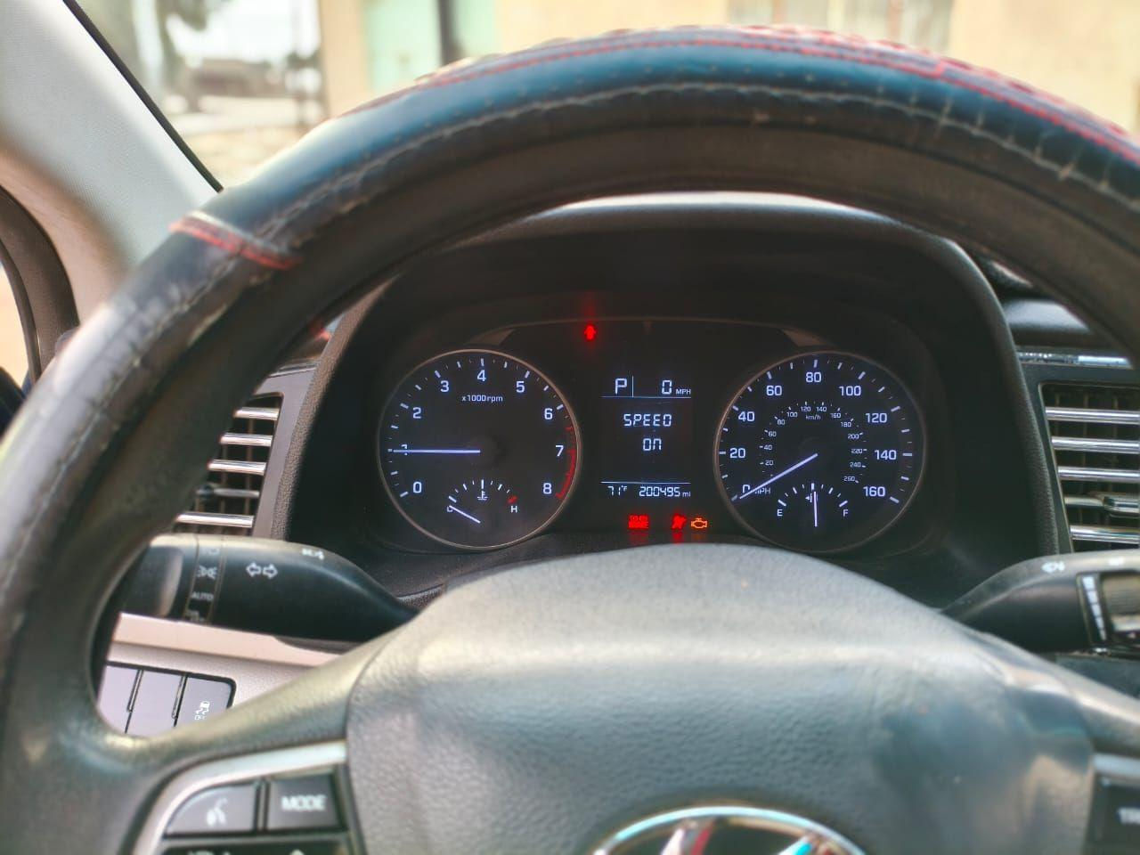 النترا 2017 وارد امريكي السياره نضيفه ما ناقصها شي شغل وروح مكينه 2000 حادثها جاملغ وبنيد وبيها شخط مال ستوته بالبيبان وسويته عالبارد  كير ومكينه ما بيهن نقص والسياره ما مخليها كلوب ما محترك بيها رقمها ذي قار حره باسمي  مكان كرمة بني سعيد  . 
*********** ناصرية, ذي قار
